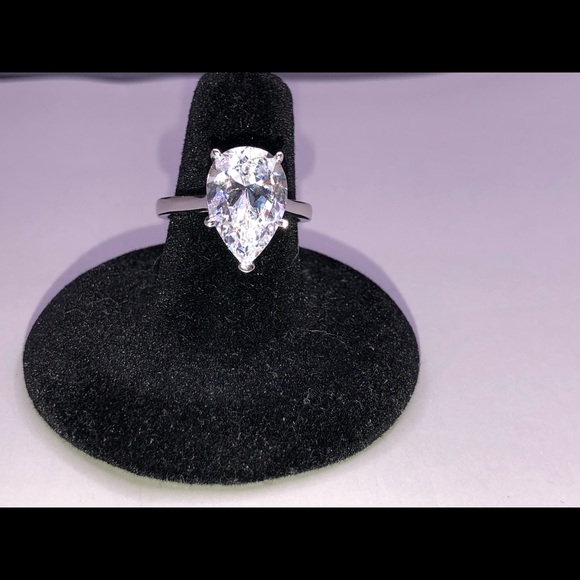 COPY - Cocktails Rings,Clear Pearl shape Zircon 1.5x0.8cm - Picture 4 of 10